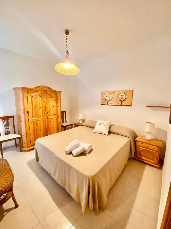 Adv Holiday House - Casa Vacanze Сан Каталдо Екстериор снимка
